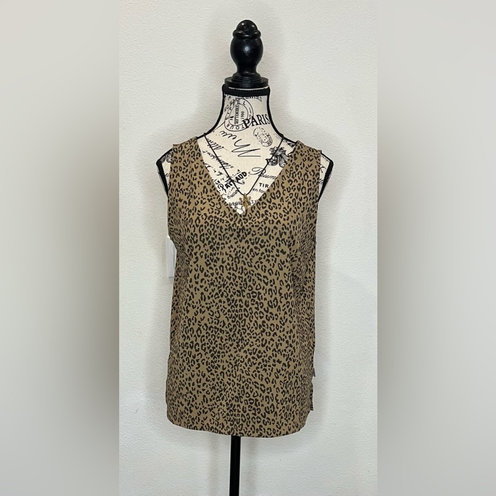 Leopard Print Sleeveless Top
